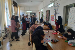  بازدید از مرکز کارآفرینی دستان پرتوان در استان خراسان جنوبی / معرفی کسب‌وکارهای کوچک و مشاغل خانگی در قالب طرح "ایران، مرز پرگهر"